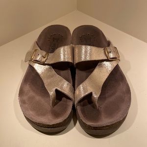 Mephisto Helen gold cork and leather sandals